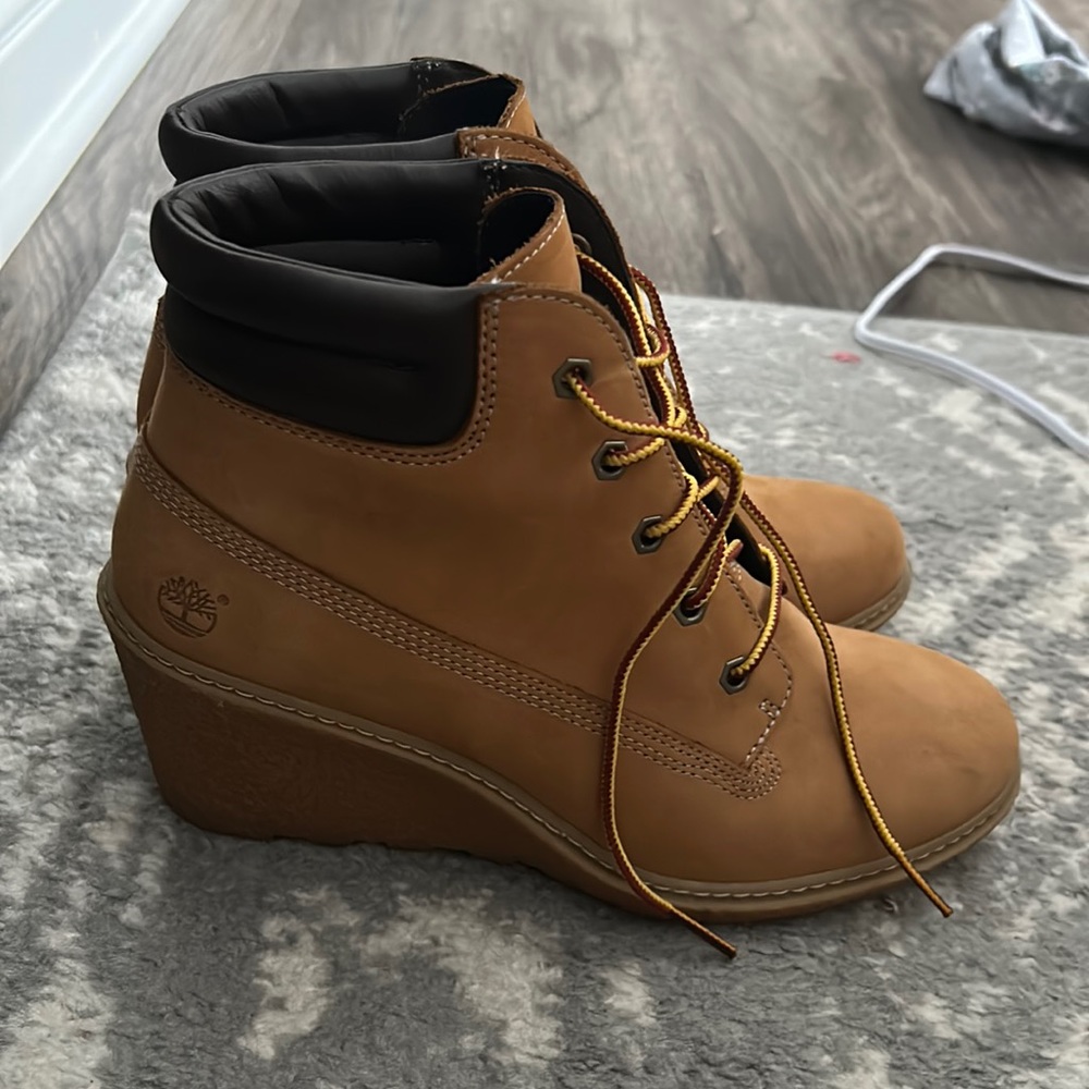 Womens timberland wedge size 8
